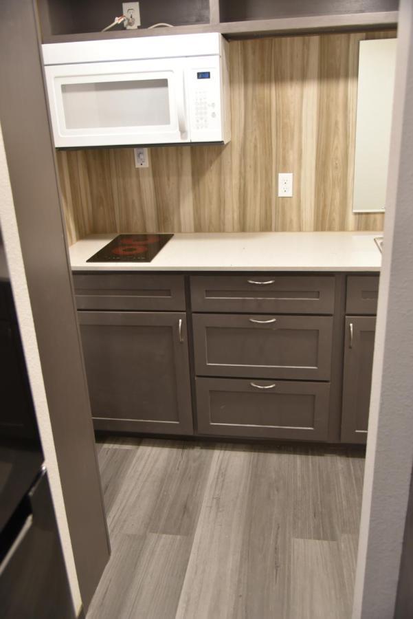 Town Place Studio Apartment Snyder Exterior photo